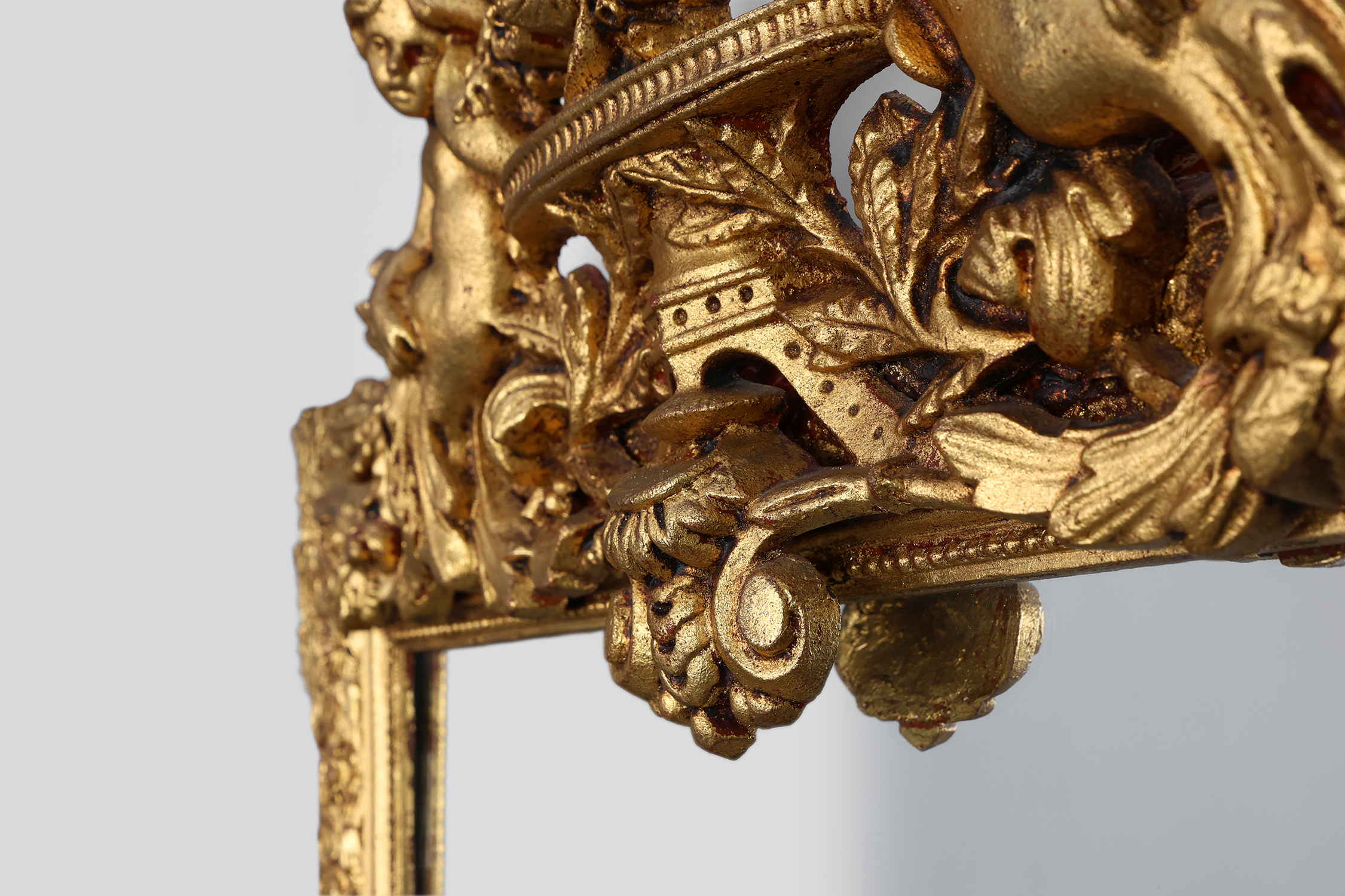 French rococo style richly sculpted gilted oak mirror, 19th century thumbnail